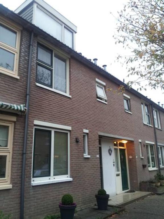 Sewdien'S Apartment Beverwaard Rotterdam Zimmer foto